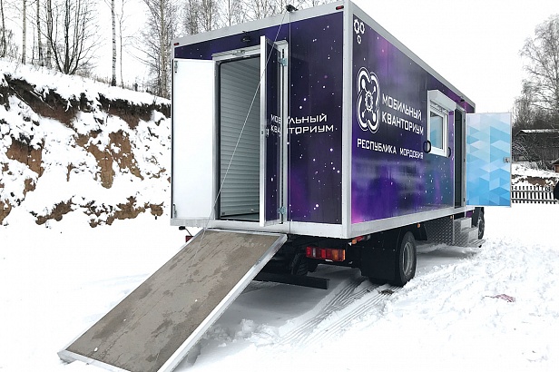 ГАЗ-C41RВ3 Передвижная лаборатория "Мобильный кванториум". Реализованный проект.