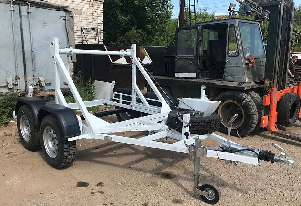 Прицеп для перевозки барабанов с кабелем